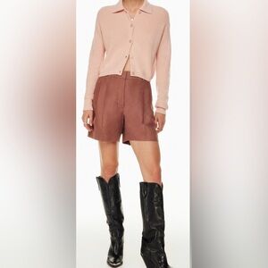 The Effortless Short Linen Mid-thigh